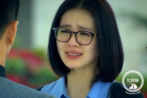 戴眼镜爆料娱乐圈,娱乐圈幕后真相大揭秘 第1张 戴眼镜爆料娱乐圈,娱乐圈幕后真相大揭秘 第1张